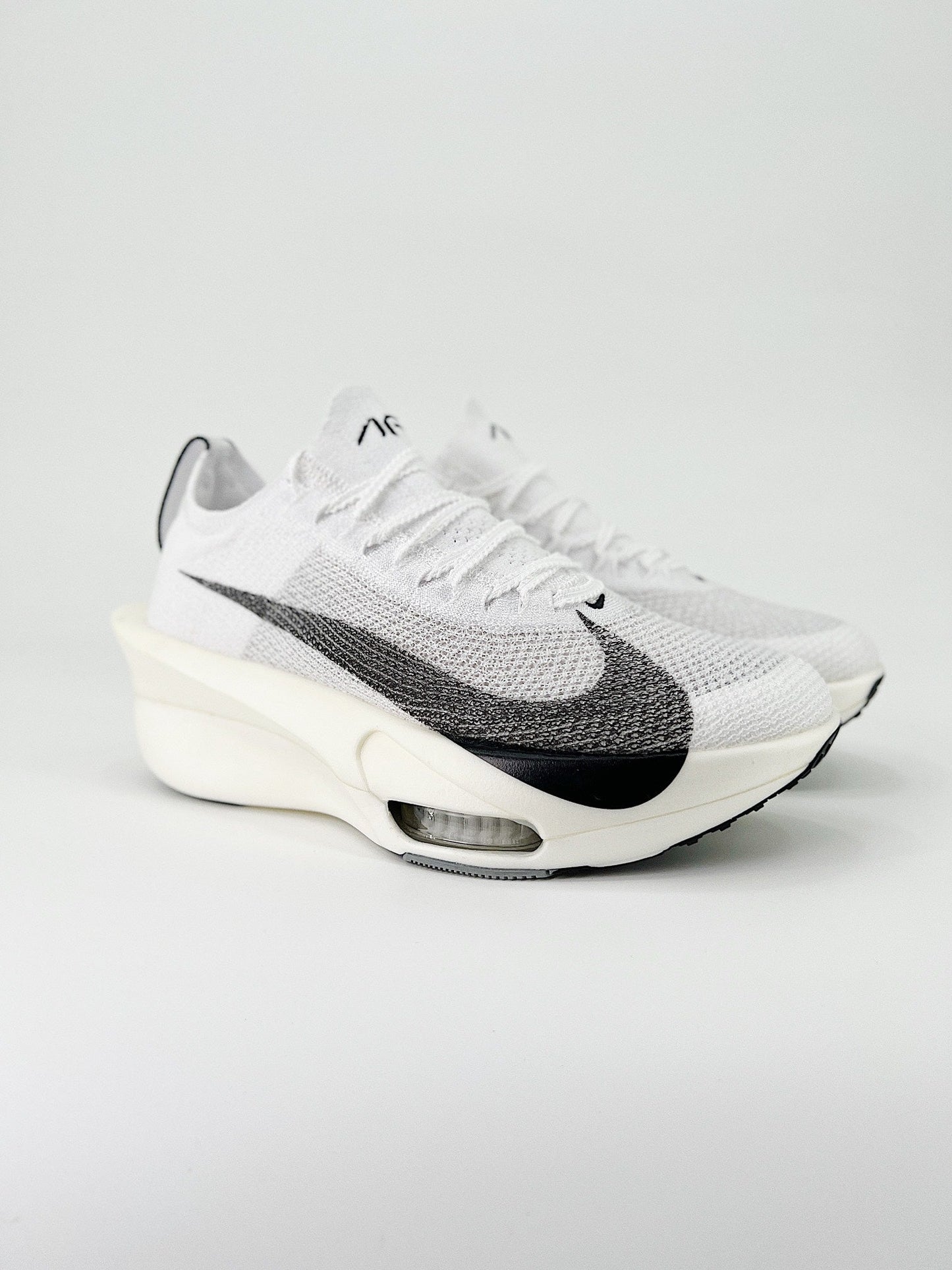 Tênis Nike Air Zoom Alphafly NEXT% 3 black white branco e preto