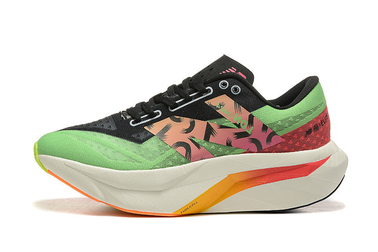 Tênis New Balance FuelCell SuperComp Elite v4 london
