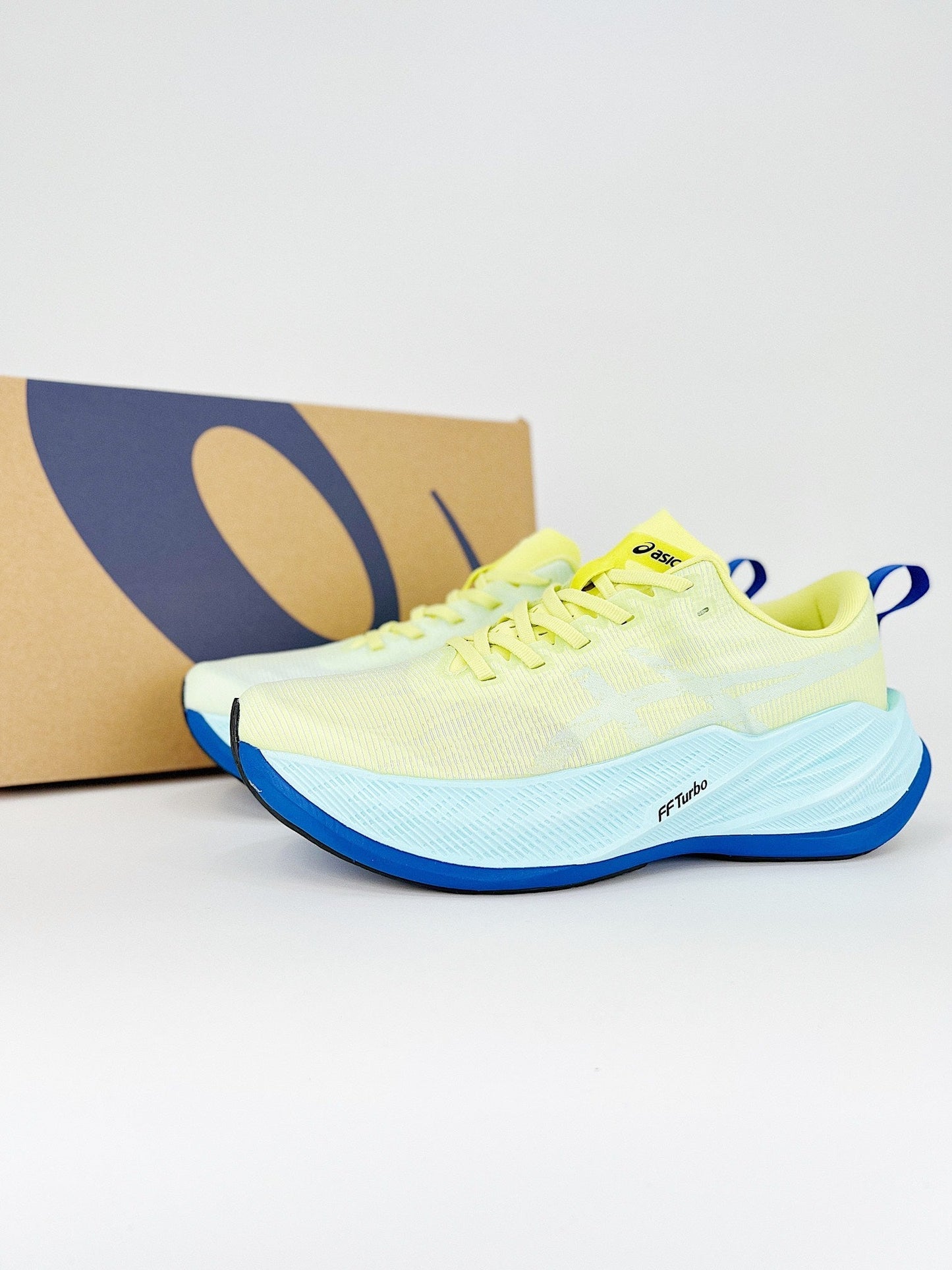 Tênis Superblast 2 'Glow Yellow Aquamarine' 1013A127-750
