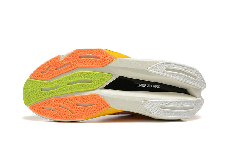 Tênis New Balance FuelCell SuperComp Elite v4 'White Lime Mango'