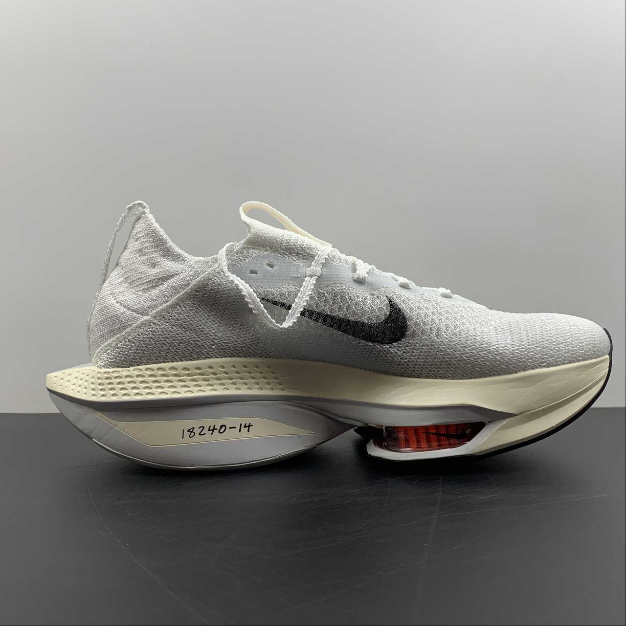 Tênis Air Zoom Alphafly NEXT% 2 'Prototype' DJ6206-100