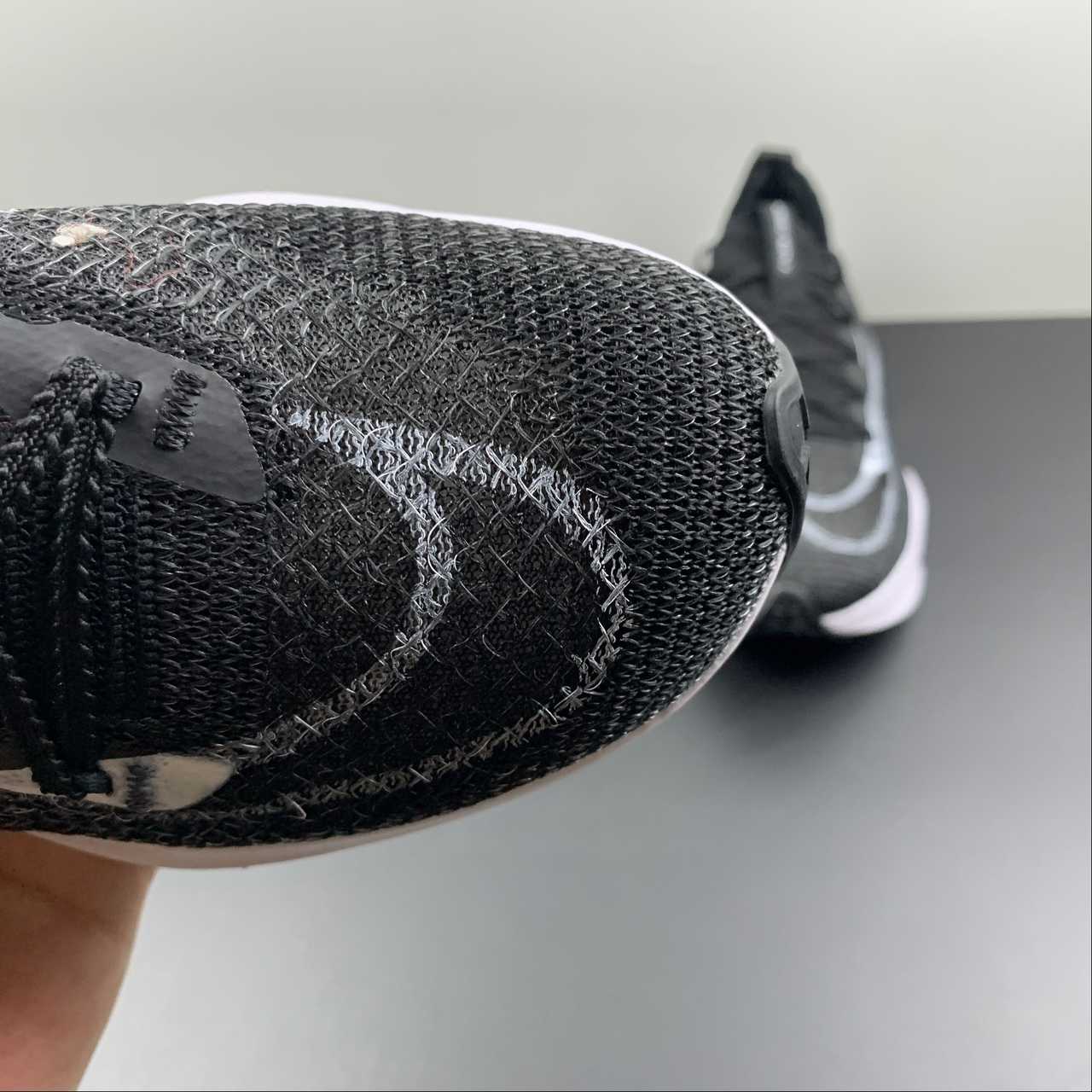 Tênis Air Zoom Alphafly NEXT% 2 branco preto