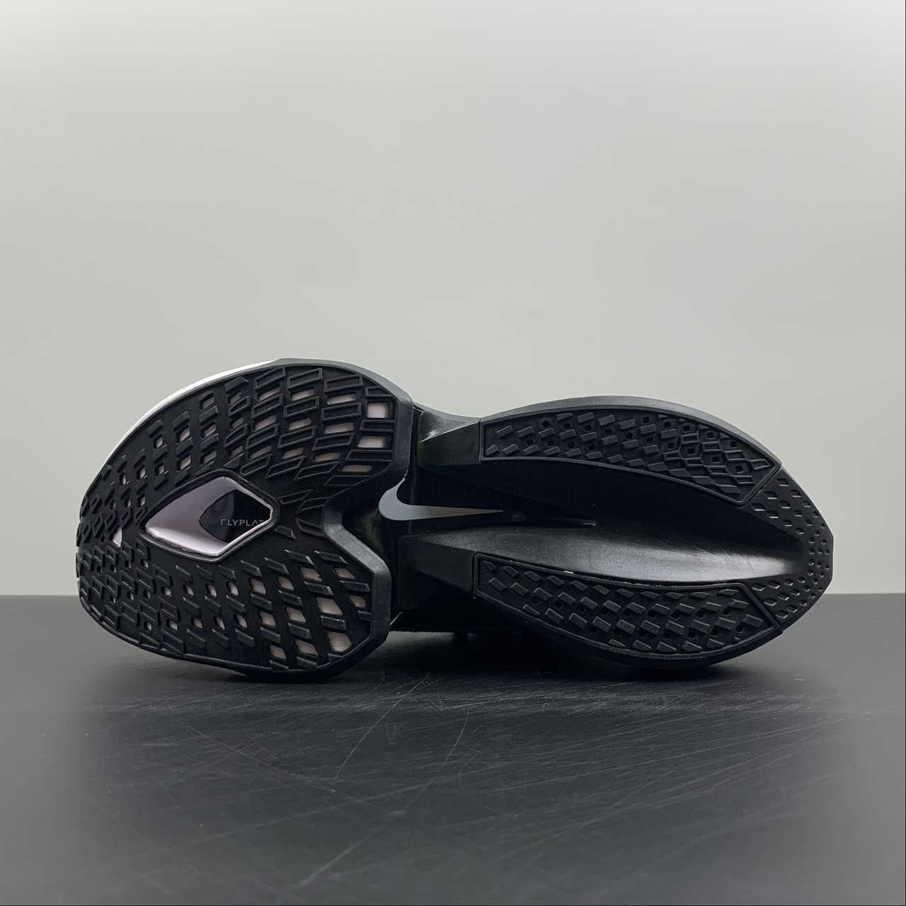 Tênis Air Zoom Alphafly NEXT% 2 branco preto