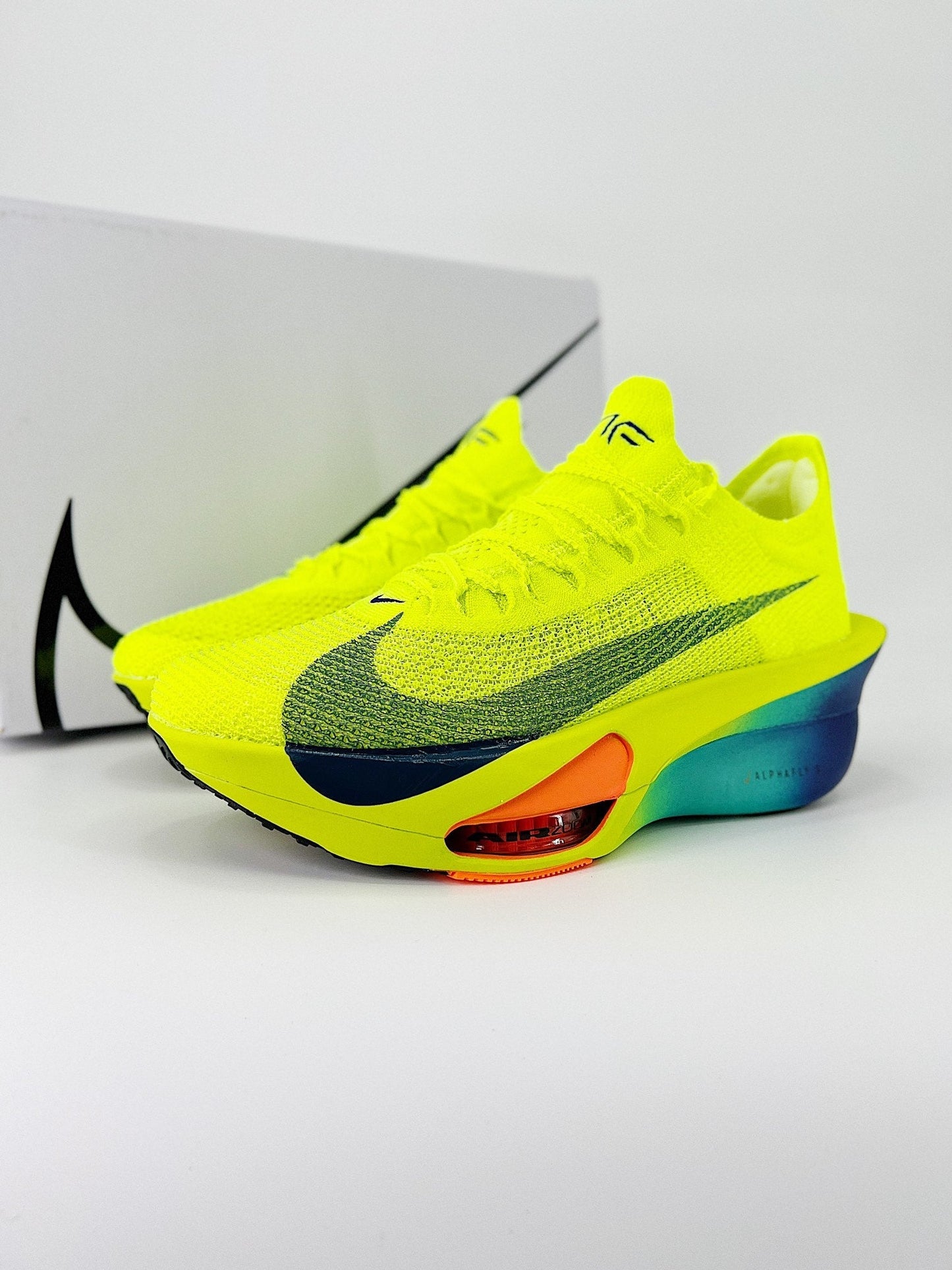 Tênis Nike Air Zoom Alphafly 3 FD8315-700