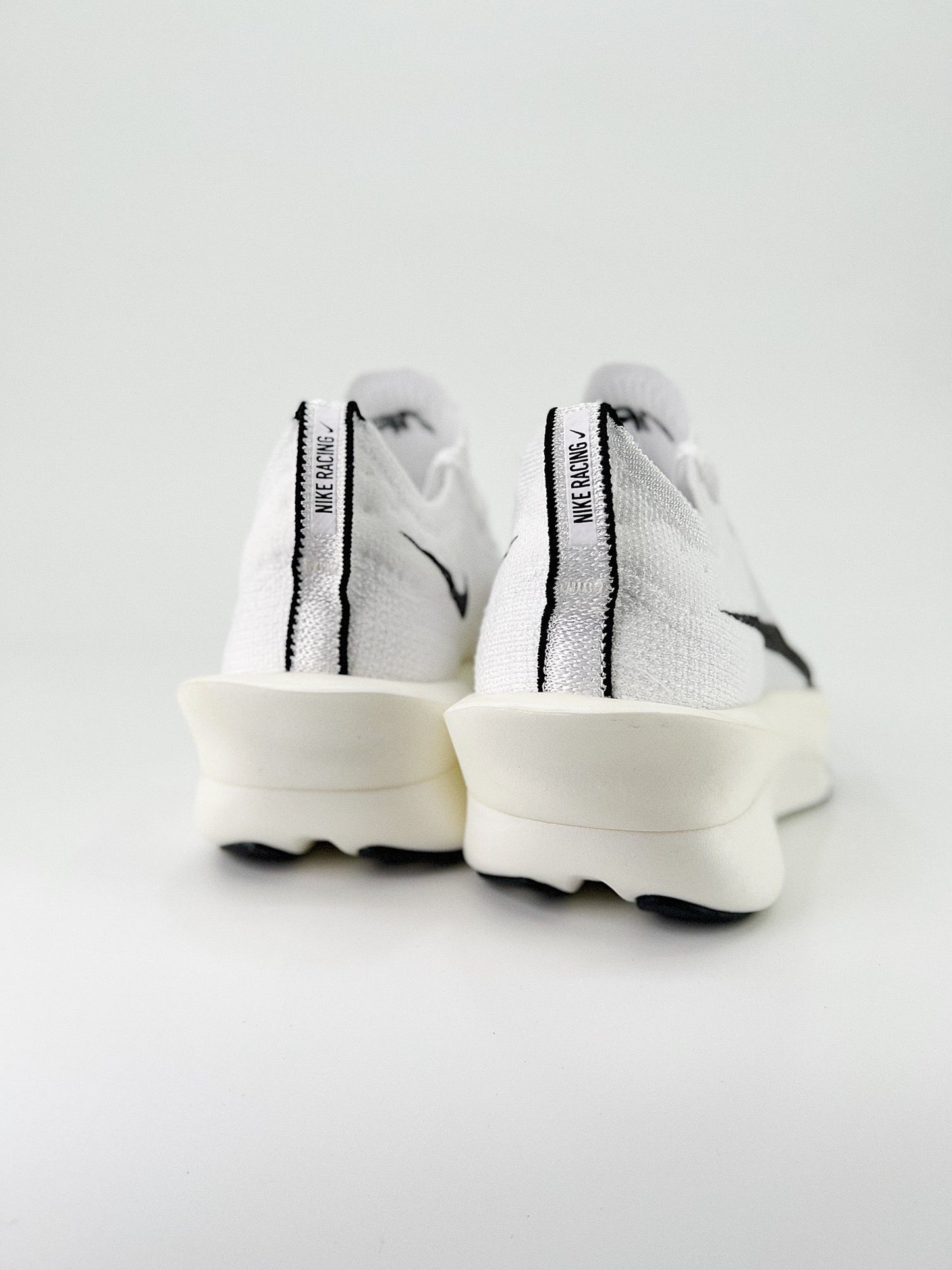 Tênis Nike Air Zoom Alphafly NEXT% 3 black white branco e preto