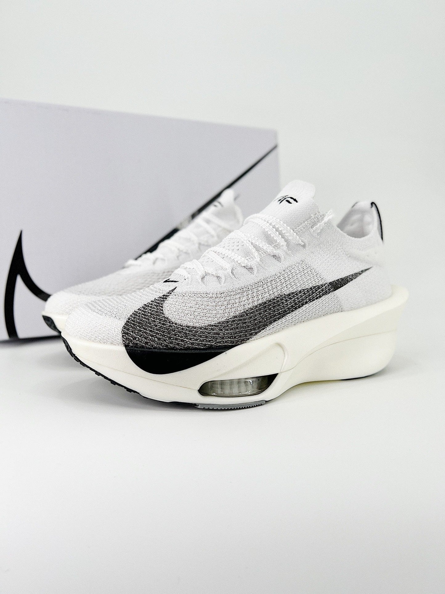 Tênis Nike Air Zoom Alphafly NEXT% 3 black white branco e preto
