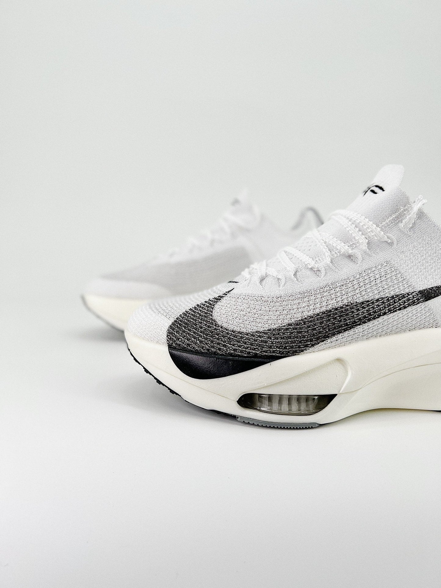 Tênis Nike Air Zoom Alphafly NEXT% 3 black white branco e preto