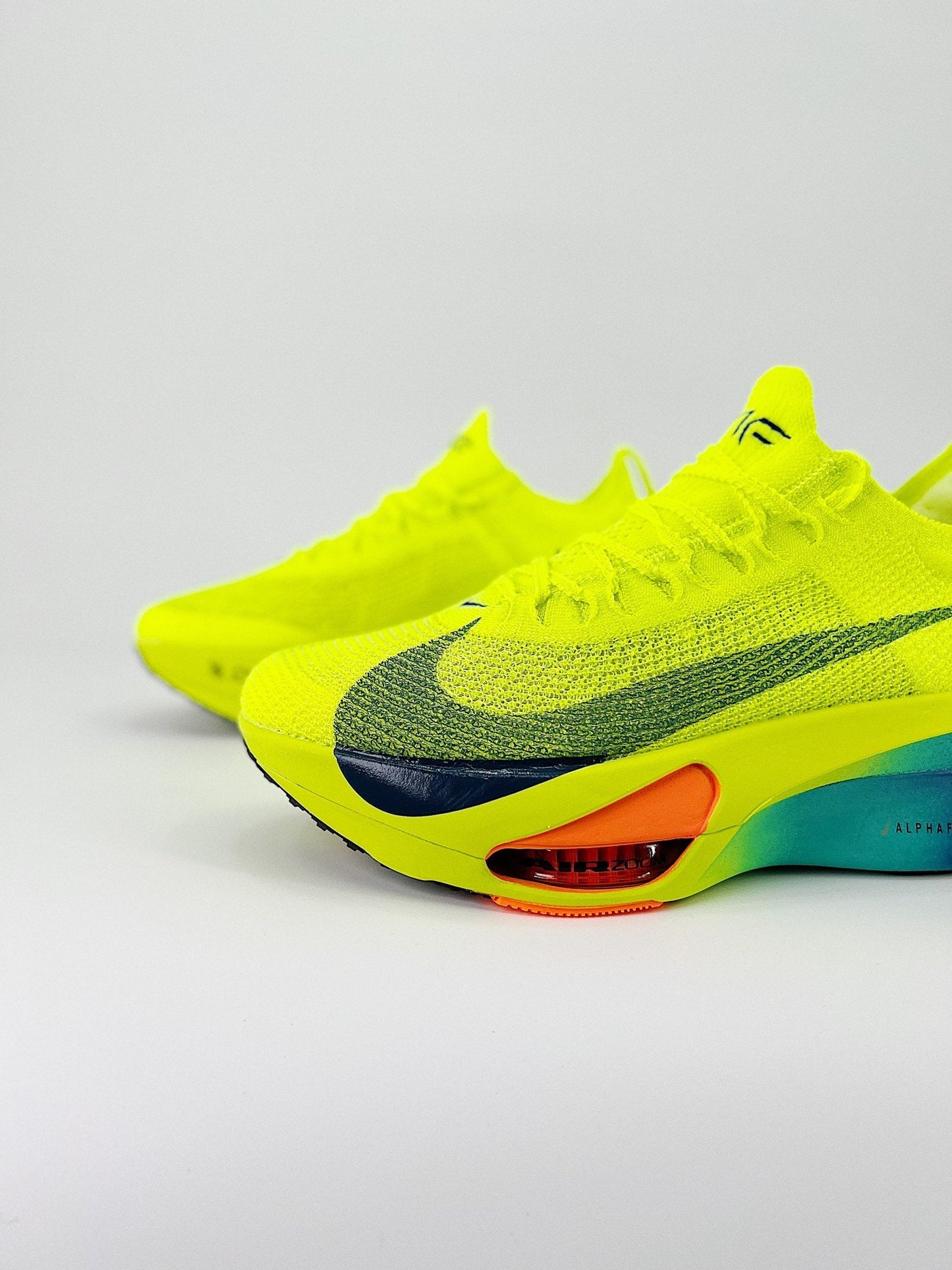 Tênis Nike Air Zoom Alphafly 3 FD8315-700