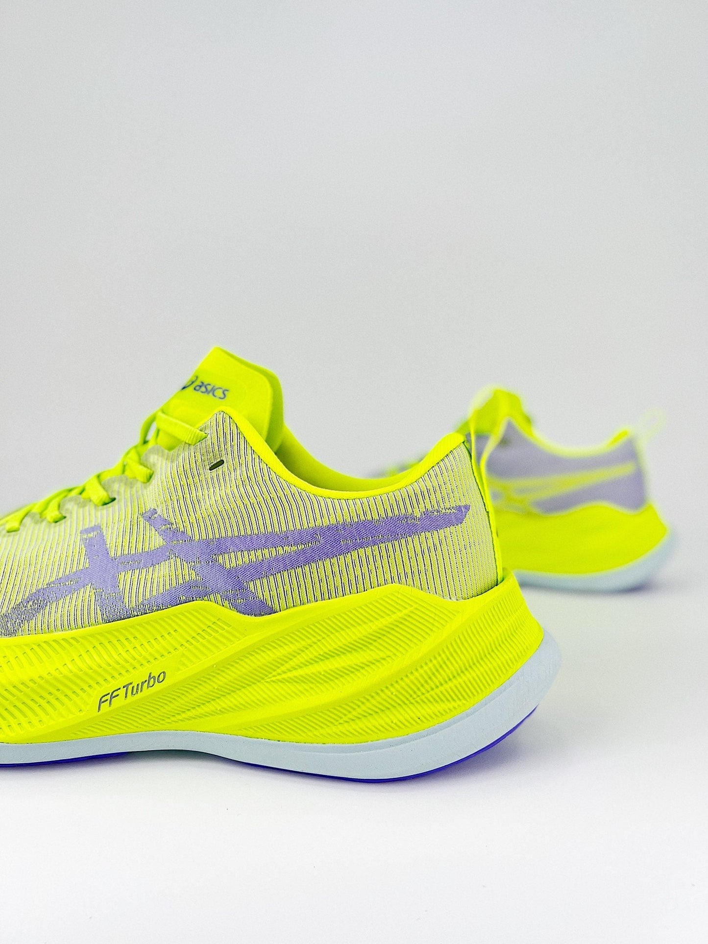 Tênis Superblast 2 'Hazard Green' 1013A127-301