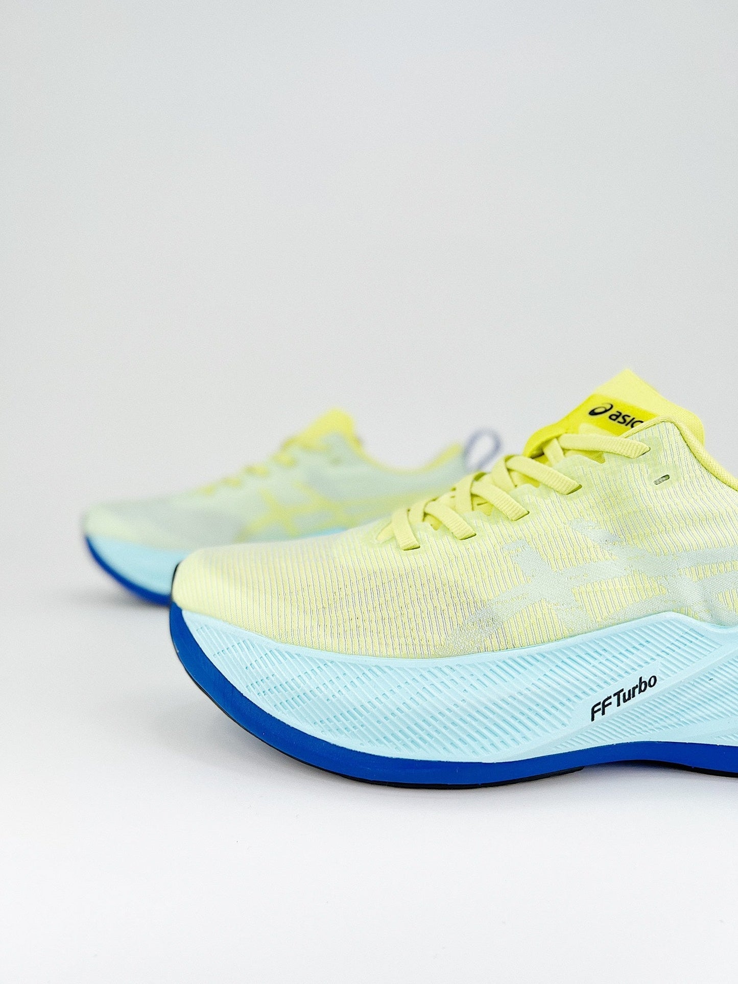 Tênis Superblast 2 'Glow Yellow Aquamarine' 1013A127-750
