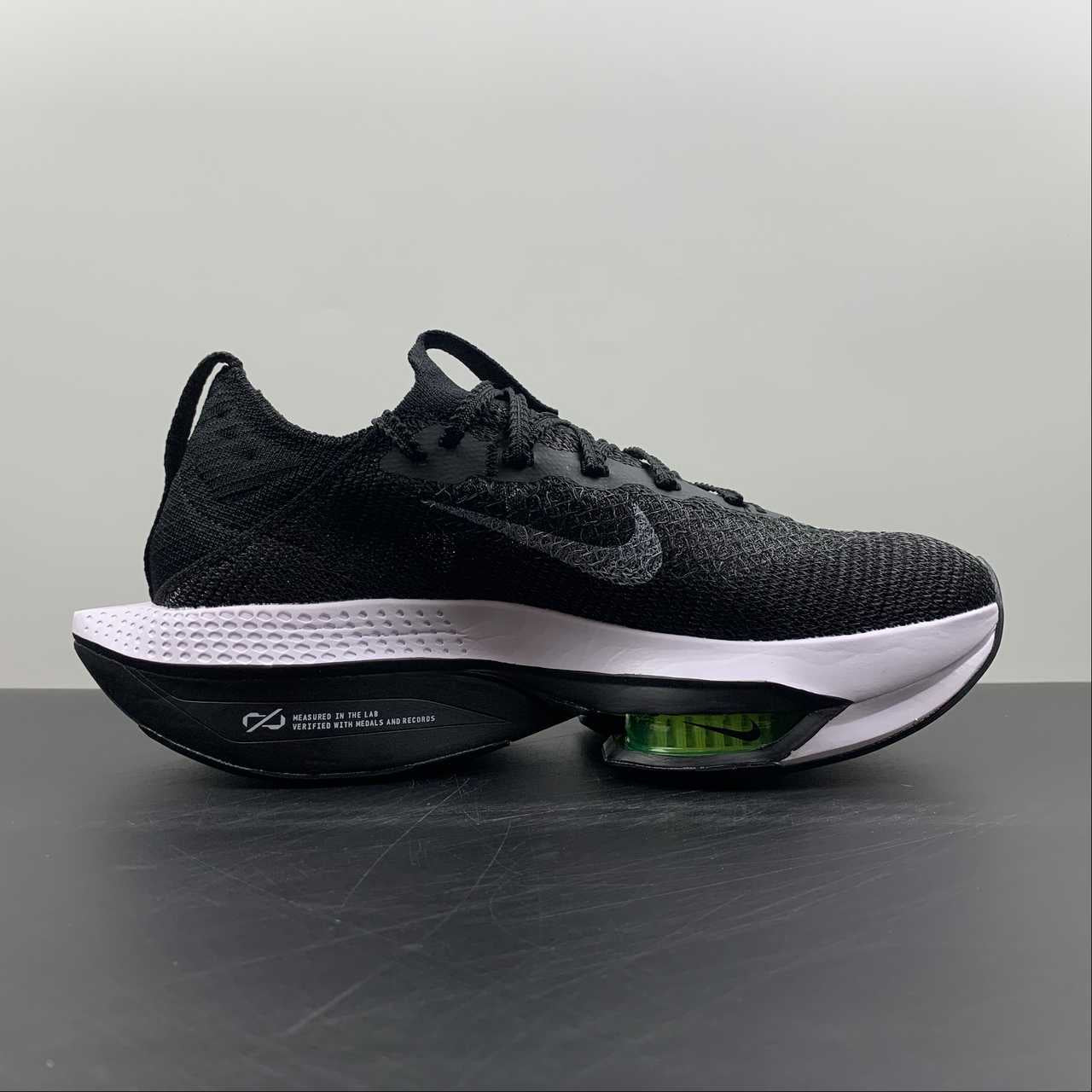 Tênis Air Zoom Alphafly NEXT% 2 branco preto