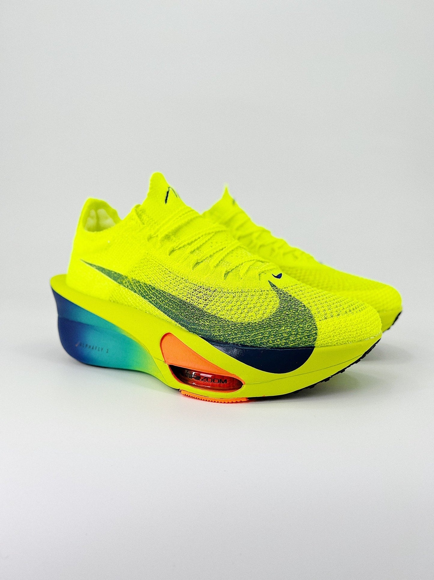 Tênis Nike Air Zoom Alphafly 3 FD8315-700
