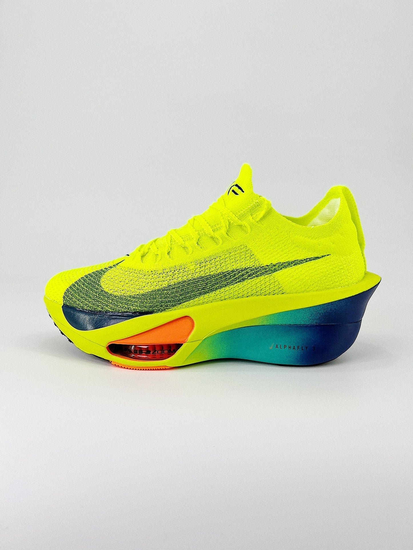 Tênis Nike Air Zoom Alphafly 3 FD8315-700