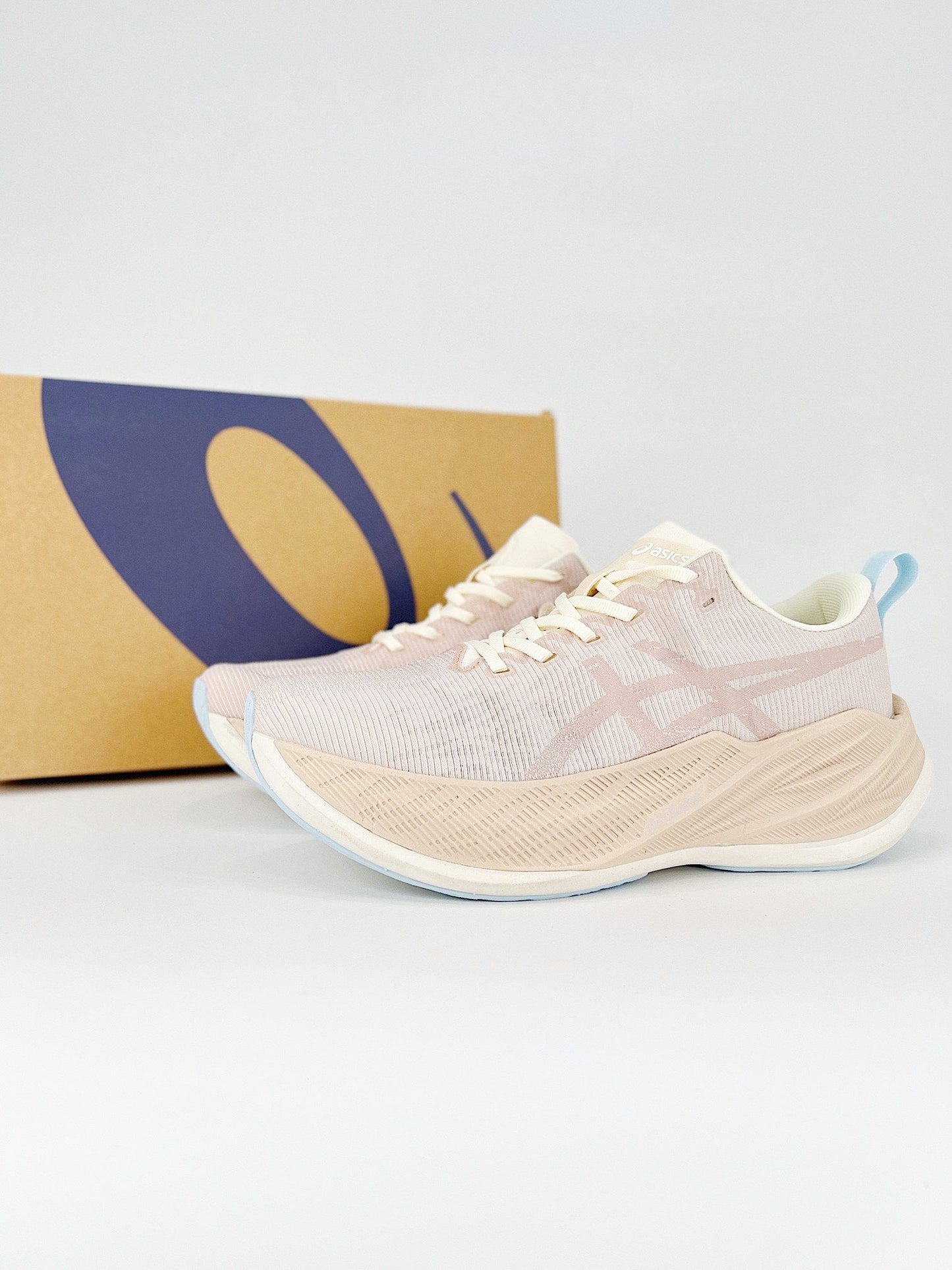 Tênis Superblast 2 'Cream Mineral Beige' 1013A127-100